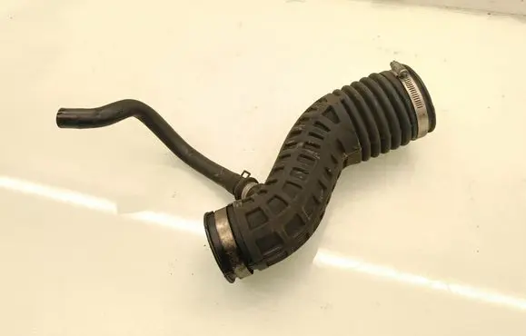 Nissan Qashqai+2 Turbo air intake inlet pipe/hose 1022314S01