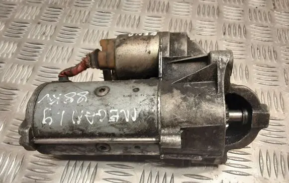 Renault Laguna II Starter motor D7R49