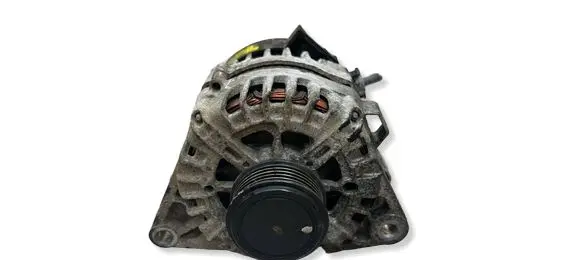 Hyundai ix35 Generator/alternator 373002A850