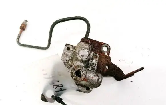 Toyota Avensis T250 Air suspension compressor 