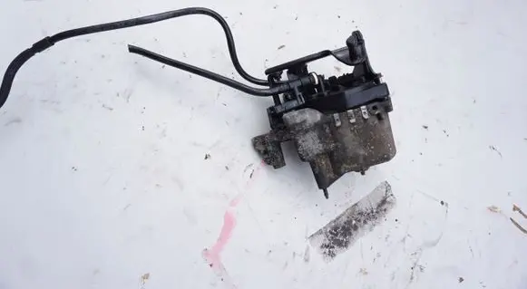 Ford C-MAX II Fuel filter bracket/mount holder 