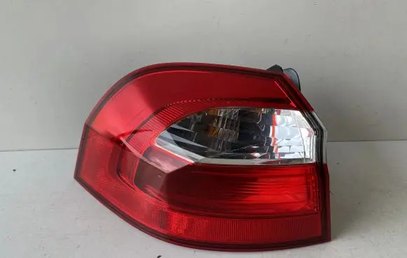 KIA Rio Rear/tail lights 924011W2L