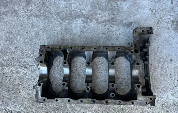 Iveco Daily 6th gen Oil sump 502295009