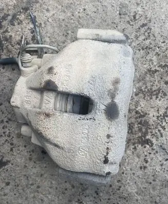 Audi A6 S6 C6 4F Front brake caliper
