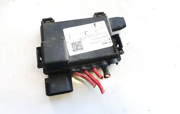 Volkswagen Sharan Fuse box set 7M3937548A YM2114B261AB