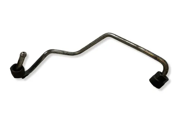 Audi Q7 4L Fuel injector supply line/pipe 