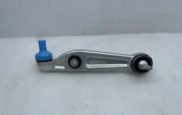 Front lower control arm/wishbone