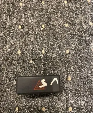 BMW 5 E39 Hazard light switch 8350947
