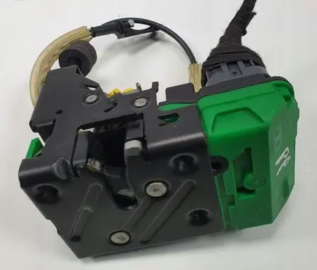 Volvo XC90 Front door lock