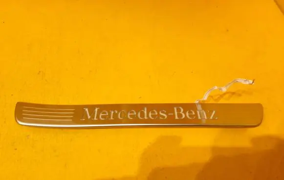 Mercedes-Benz GLE W167 Rear sill trim cover A1676861600 A1676862200