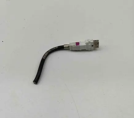BMW 2 F44 USB socket connector 9229294