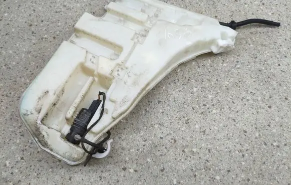 BMW 5 GT F07 Windshield washer fluid reservoir/tank 13264011 7269663 7269664