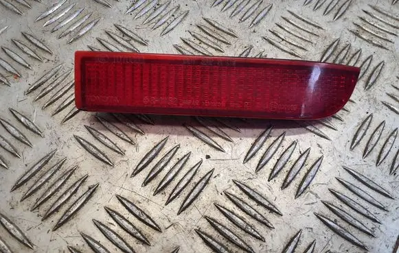 Toyota Avensis T270 Rear tail light reflector