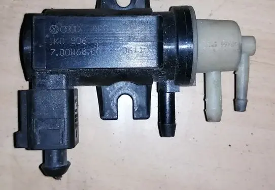 Skoda Octavia Mk2 (1Z) Vacuum valve 1K0906627A