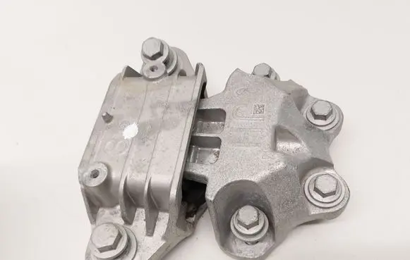 Ford Focus Gearbox mount JX617M121HD