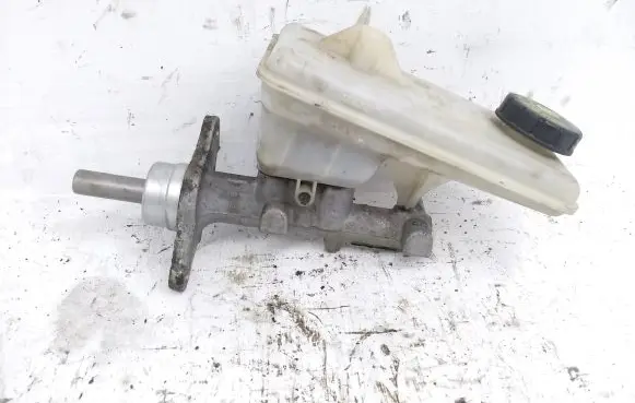 Renault Trafic II (X83) Master brake cylinder 32067008C