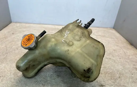 Peugeot 4007 Coolant expansion tank/reservoir 