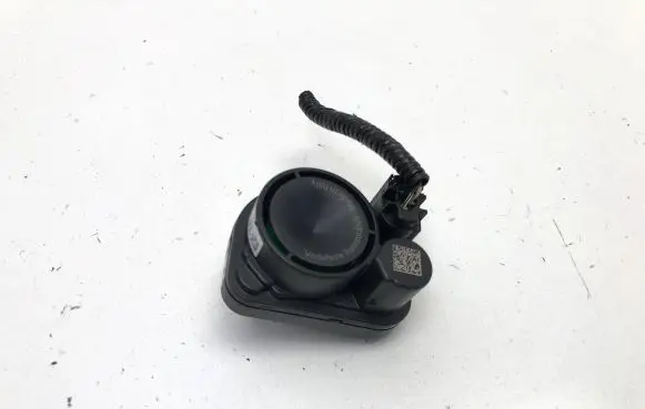 Toyota RAV 4 (XA50) Alarm system siren 8904042070