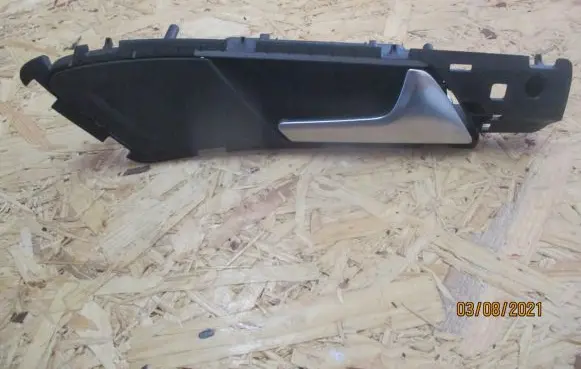 Volkswagen Golf VII Front door interior handle 5G1837114