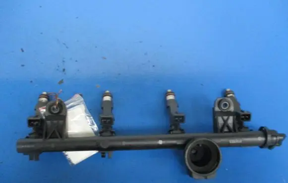 Dacia Logan I Fuel main line pipe 8200227124