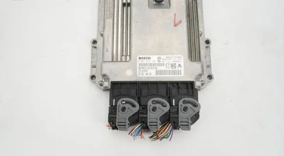 Citroen C5 Engine control unit/module 9666104080 0281015199