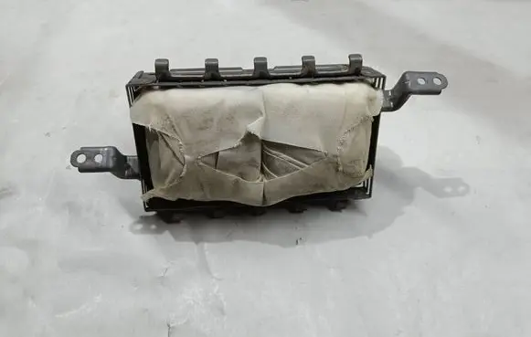 Lexus RX 330 - 350 - 400H Passenger airbag 