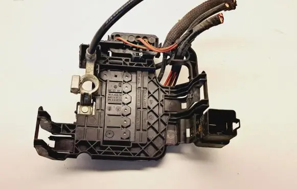 Skoda Fabia Mk2 (5J) Positive wiring loom 6R0915345E