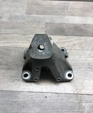 Audi A6 C7 Engine mounting bracket 8K0199307BJ