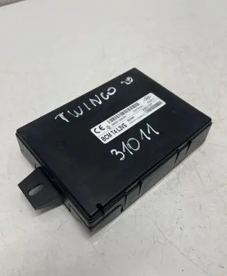Renault Twingo III Comfort/convenience module 284B15944R