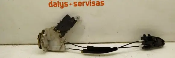 Subaru Forester SG Front door lock
