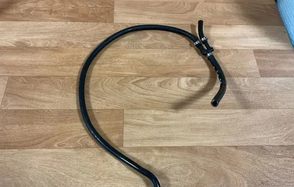 Ford Mondeo Mk III Windshield washer fluid hose 