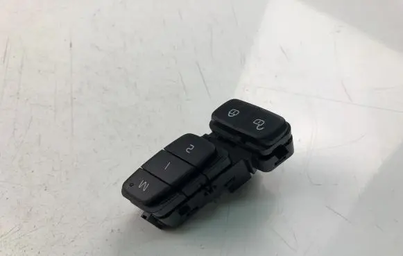 Volvo V60 Central locking switch button 31489630