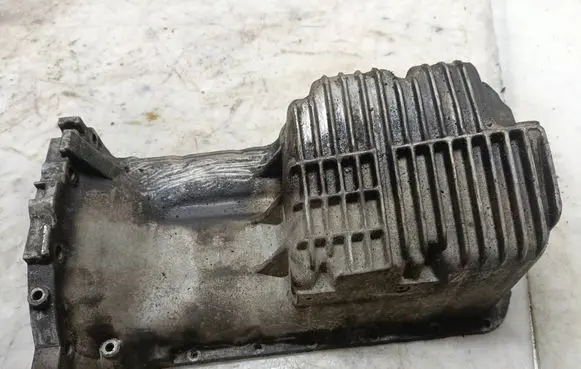 Oil sump