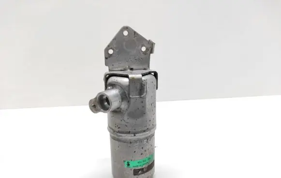 Audi A8 S8 D3 4E Air conditioning (A/C) air dryer 4E0820189L