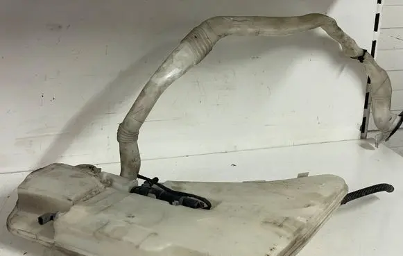 BMW 7 F01 F02 F03 F04 Lamp washer fluid tank 8050439