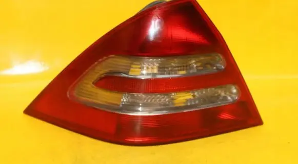 Mercedes-Benz C W203 Rear/tail lights 2038200264R