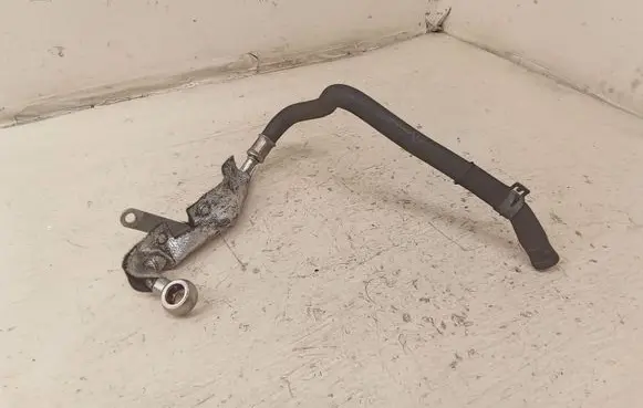 Audi A5 8T 8F Turbo turbocharger oiling pipe/hose