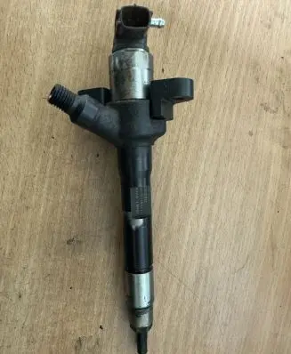 Mazda 6 Fuel injector 13H50