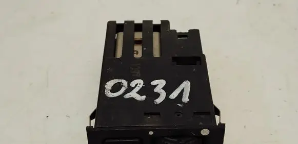 BMW 5 E39 Seat heating switch 8352259