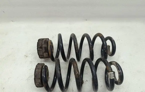 Audi A6 S6 C6 4F Rear coil spring 