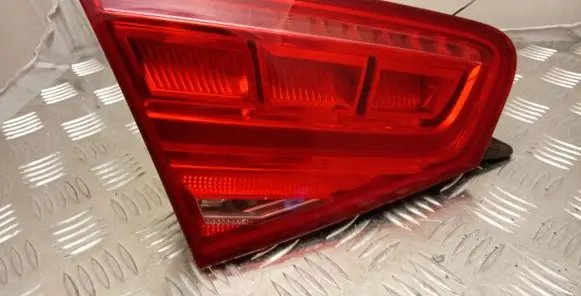 Audi A8 S8 D4 4H Tailgate rear/tail lights 4H0945093