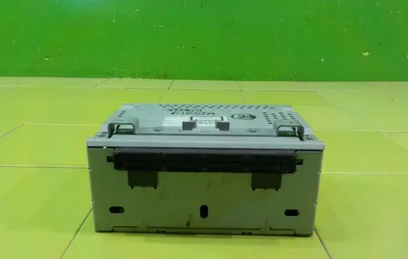 Ford Fiesta Radio/CD/DVD/GPS head unit AM5T18C815XK