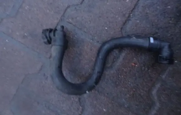 Citroen C3 Picasso Engine coolant pipe/hose 9678822580