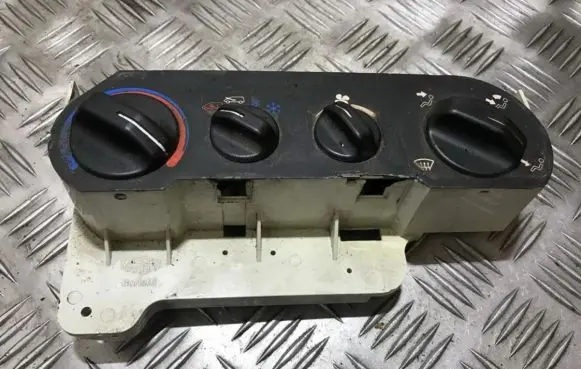 Renault Espace II Climate control unit 040802025