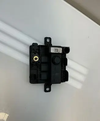 BMW 3 F30 F35 F31 Current control relay 7591534 58650910 126307
