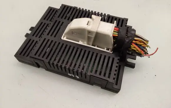 BMW 5 E60 E61 Light module LCM 6943287