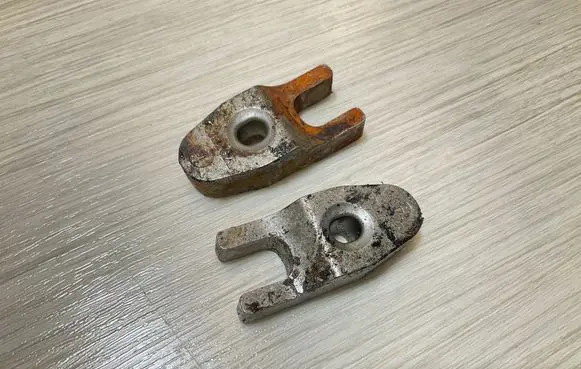 Volvo XC90 Fuel Injector clamp holder