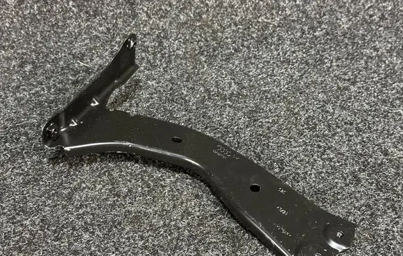 Audi Q3 F3 Fender mounting bracket 83A821131