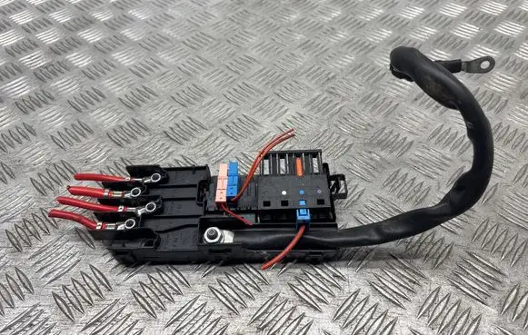 Mercedes-Benz E W211 Positive wiring loom 2115452301