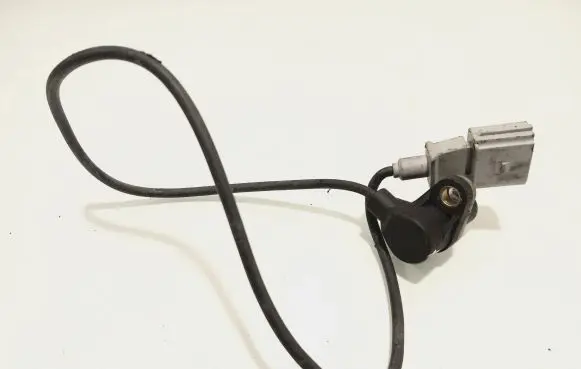 Audi A4 S4 B6 8E 8H Crankshaft position sensor